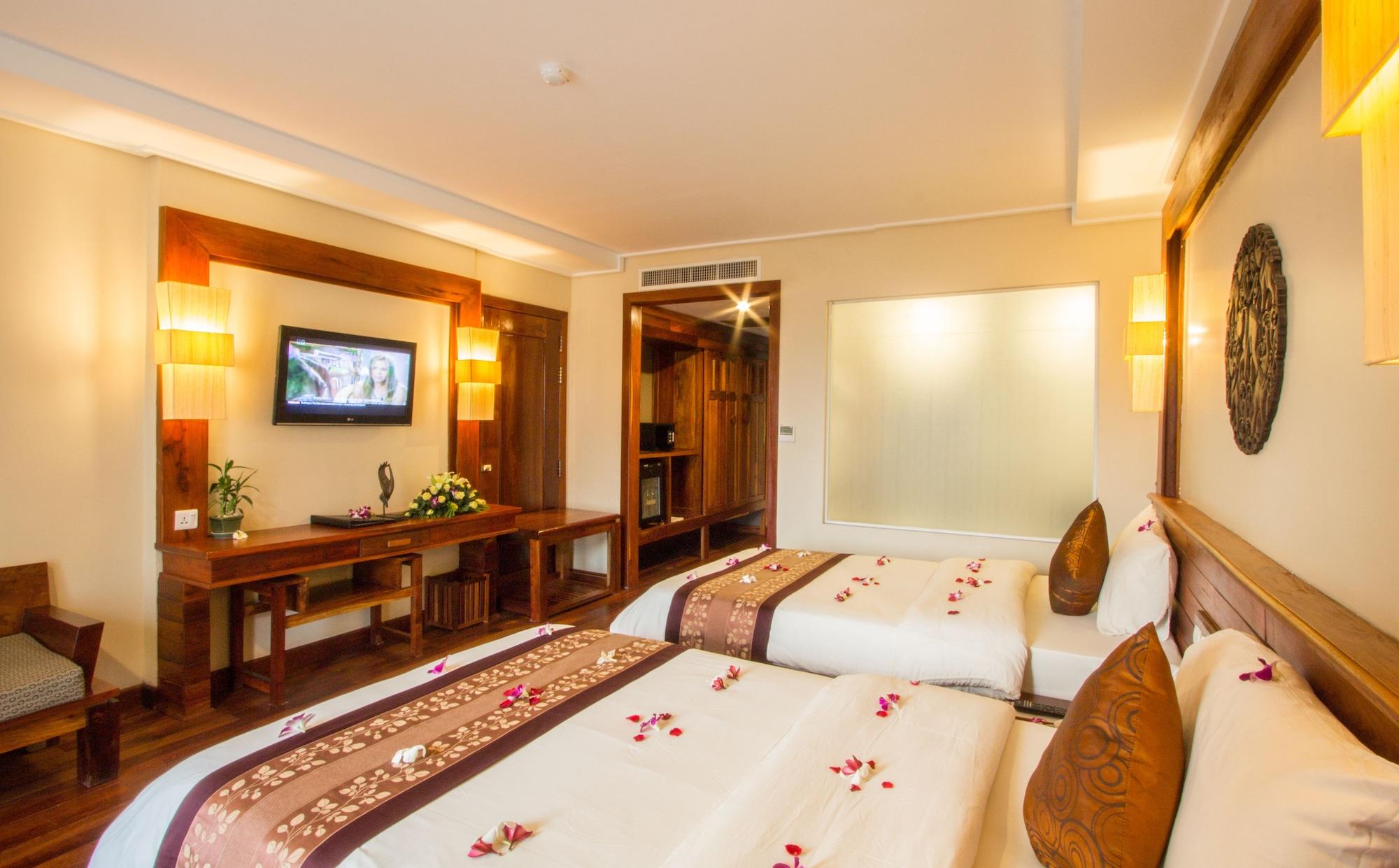 Royal Empire Premium Hotel Siem Reap Buitenkant foto