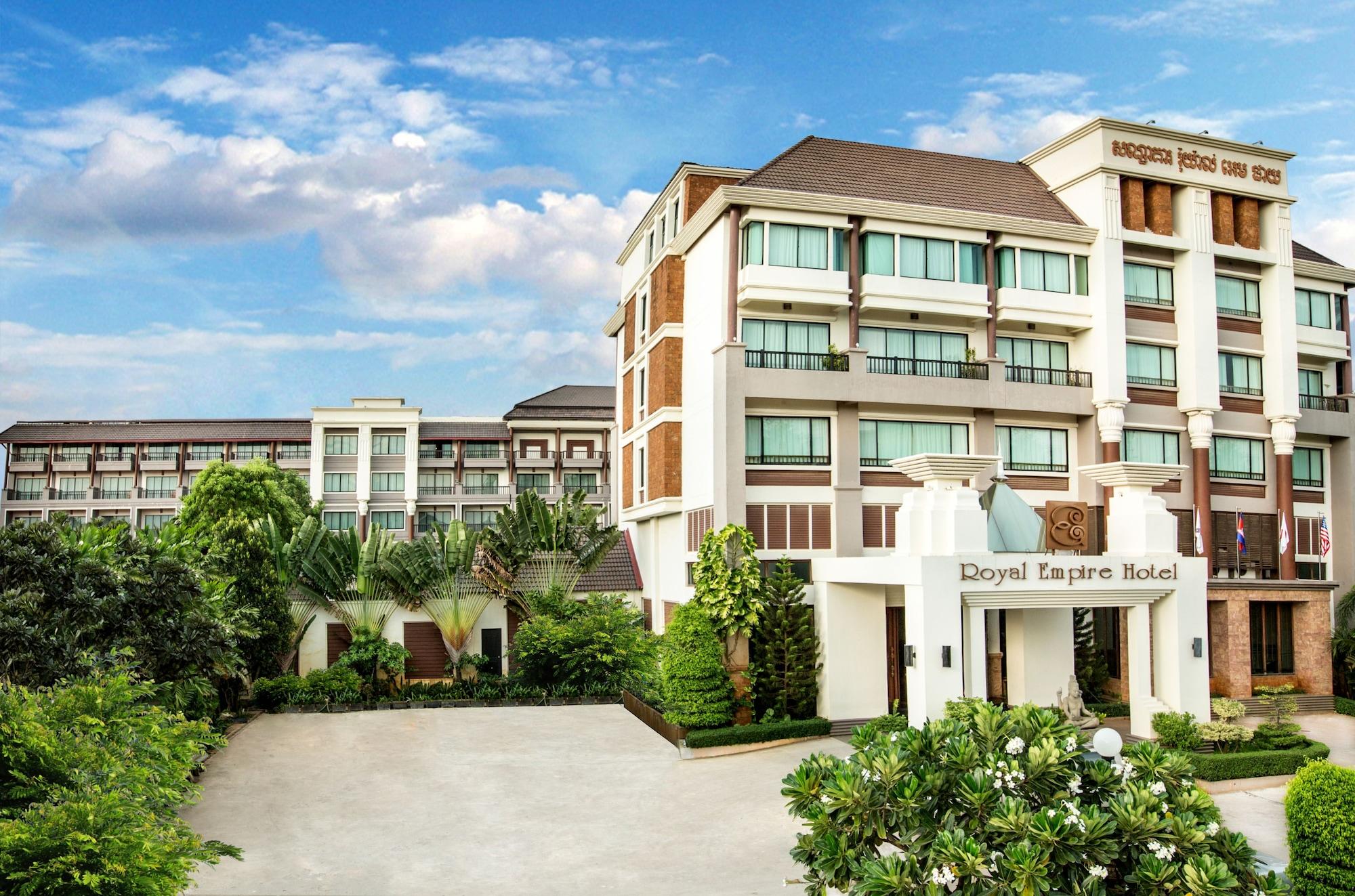 Royal Empire Premium Hotel Siem Reap Buitenkant foto