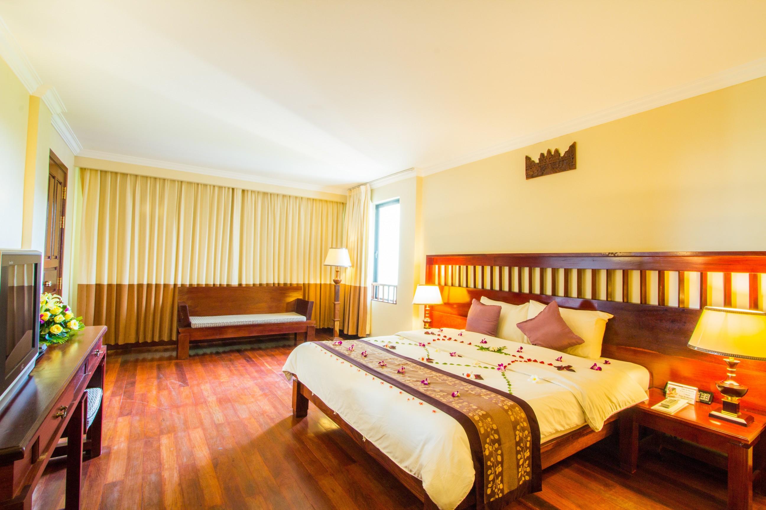 Royal Empire Premium Hotel Siem Reap Buitenkant foto