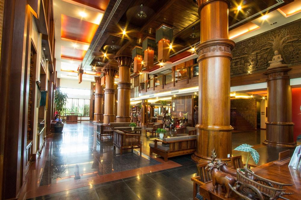 Royal Empire Premium Hotel Siem Reap Buitenkant foto
